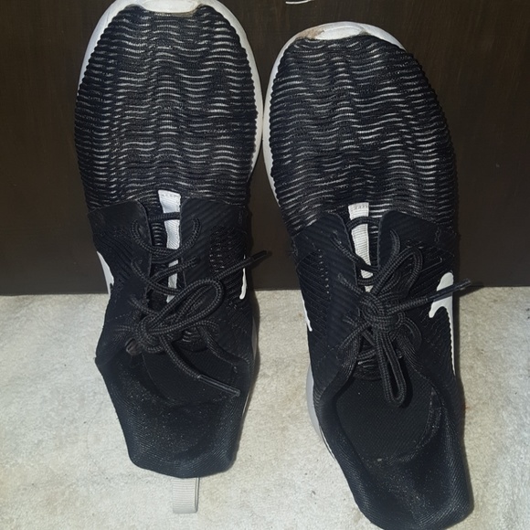 Black Roshes - Picture 3 of 4